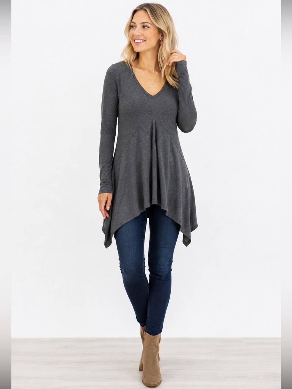 612 CAbi Gray Heathered V-Neck Long Sleeve Tunic Top Medium Empire Waist Soft